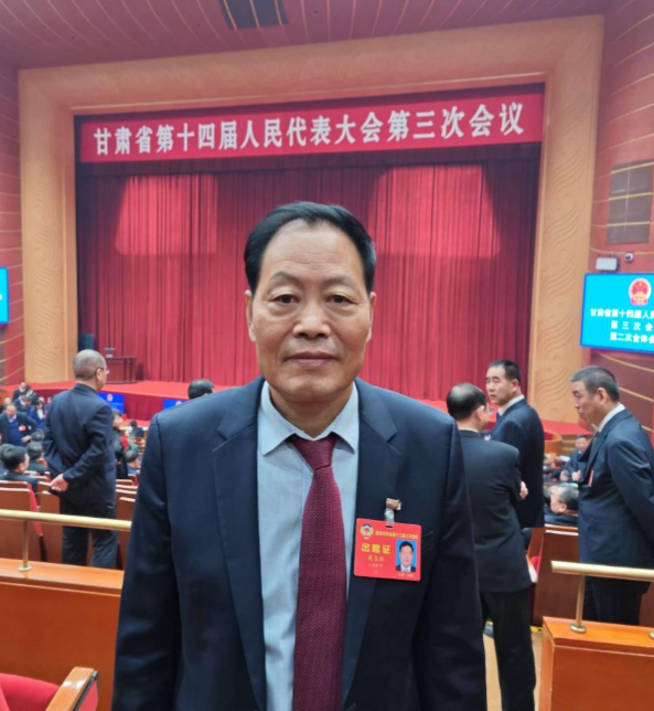 【新华访谈】代表委员共话新篇 | 周占琪委员：农业增效与生态保护并重 